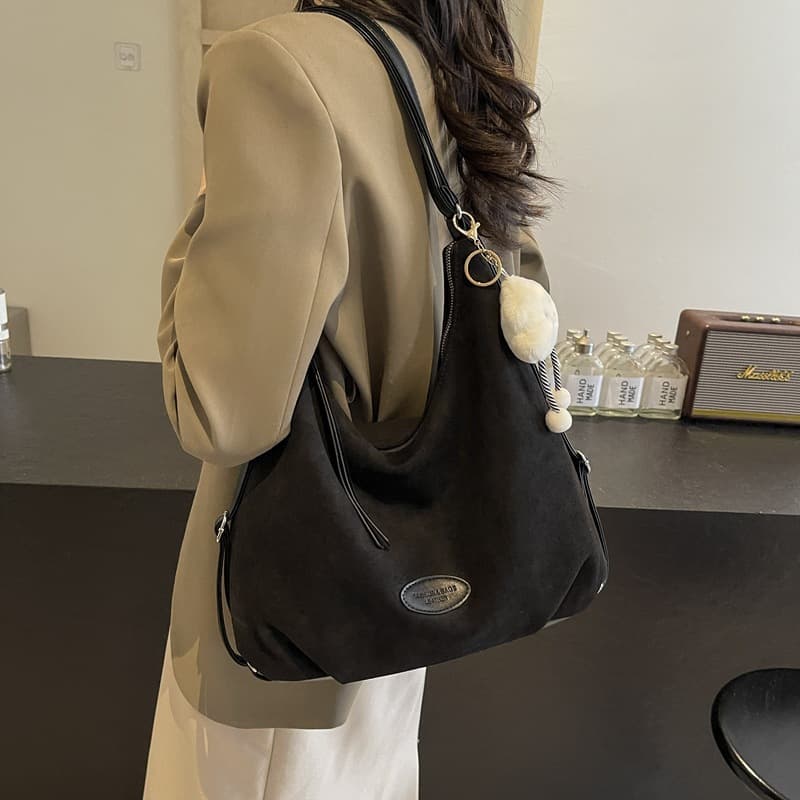 Pleated Hobo Bag 2