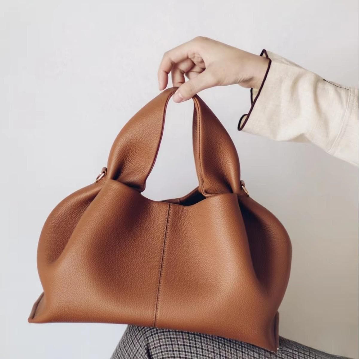 Cloud Drape Shoulder Bag 2