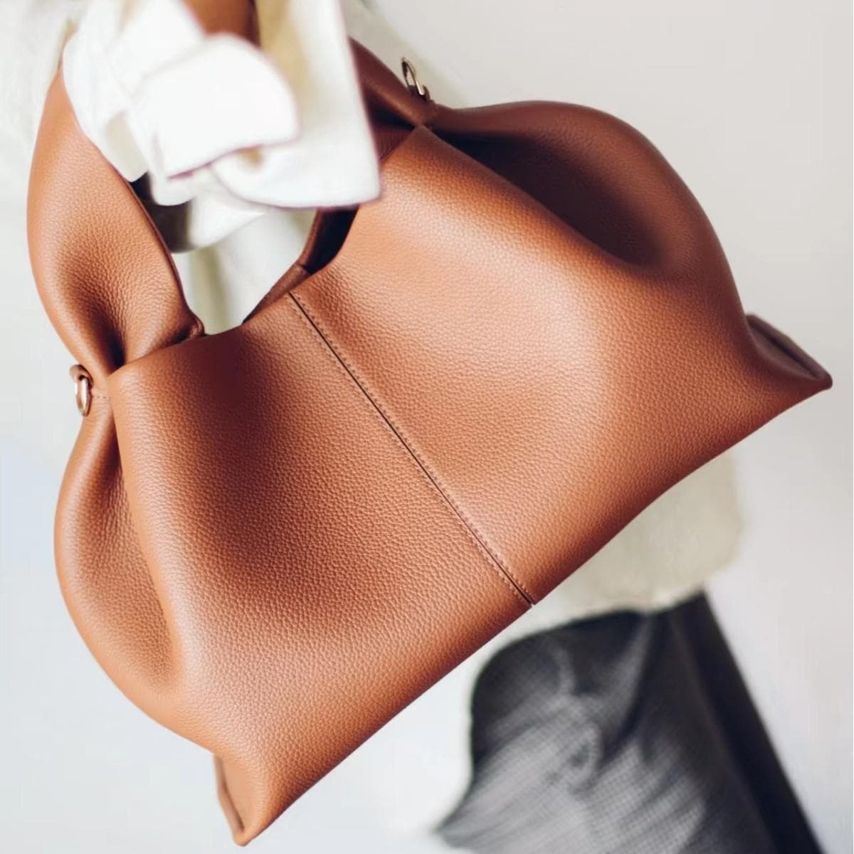 Cloud Drape Shoulder Bag 3